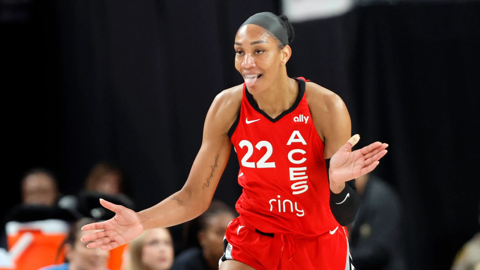 场优势, 年内第三冠, 首轮