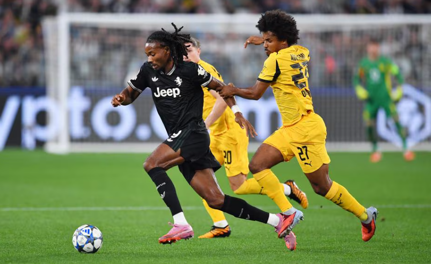 攻维阿禁区, 失误将球漏 攻维阿禁区, 失误将球漏